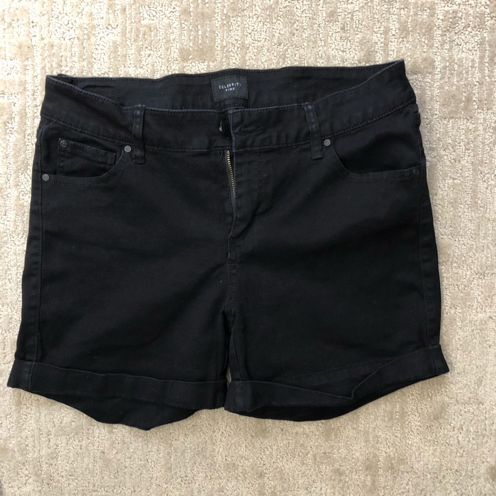 Black celebrity pink shorts size 11 / 30